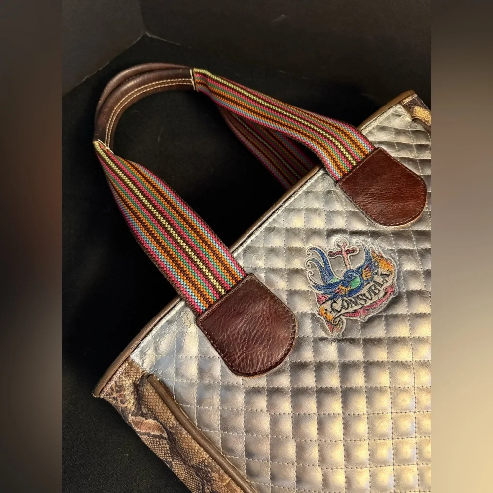 Consuela Tote Champagne & Animals 🩵 - Picture 8 of 14